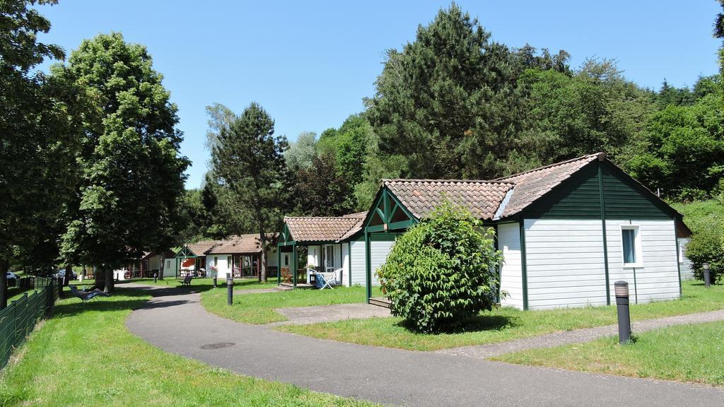 Camping Les Lupins Seppois-le-Bas Eksteriør bilde