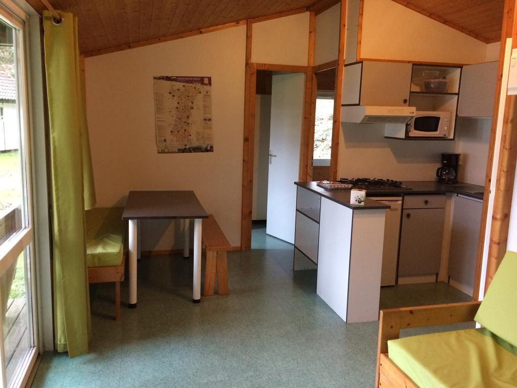 Camping Les Lupins Seppois-le-Bas Eksteriør bilde