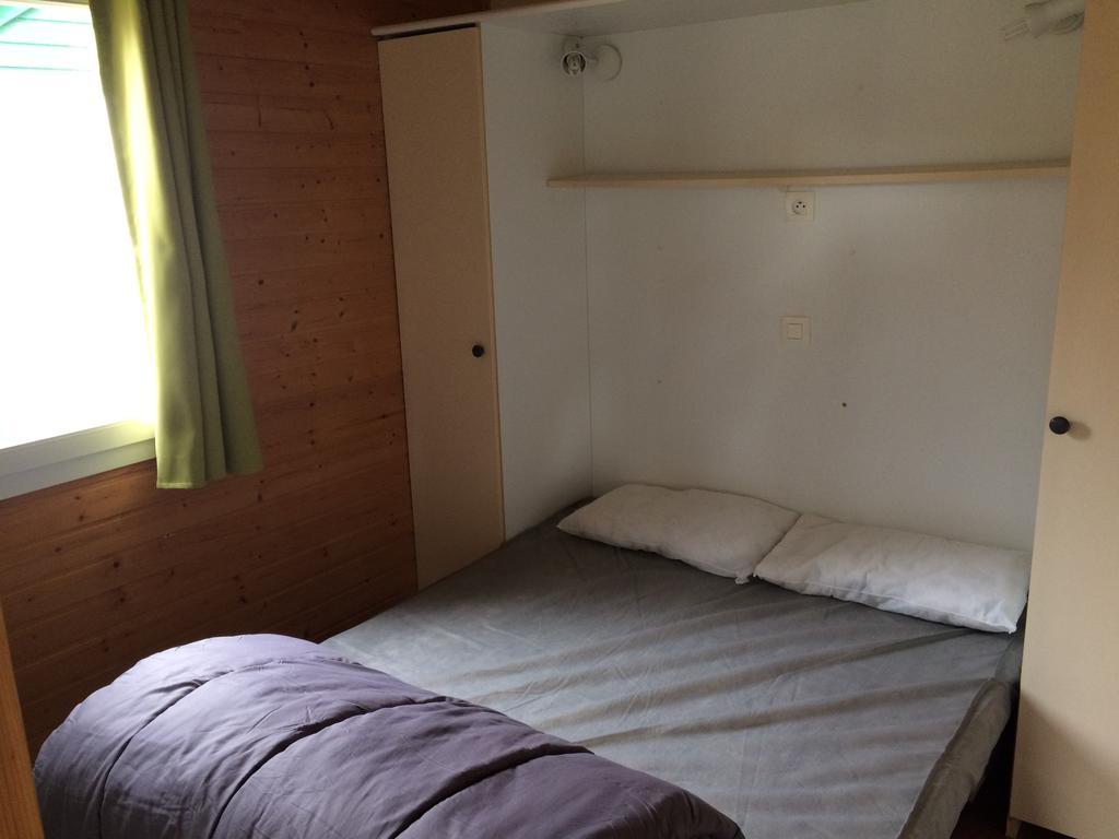 Camping Les Lupins Seppois-le-Bas Eksteriør bilde